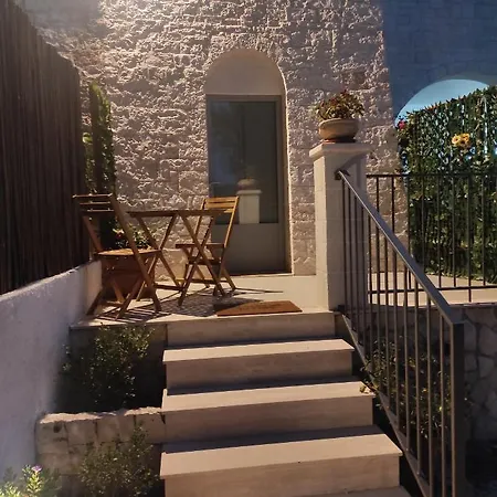 Antico Trullo 1831 * Locorotondo